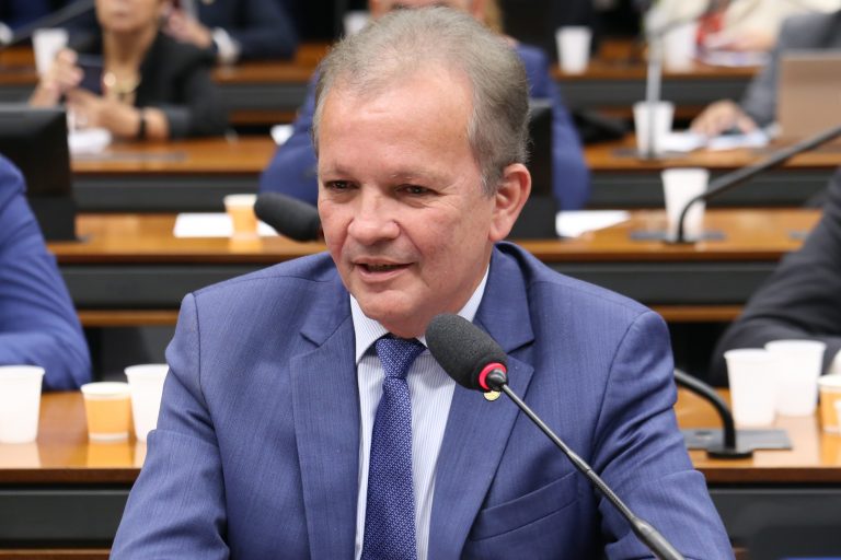 Projeto exige que contratantes de mão de obra terceirizada impeçam condição análoga a trabalho escravo